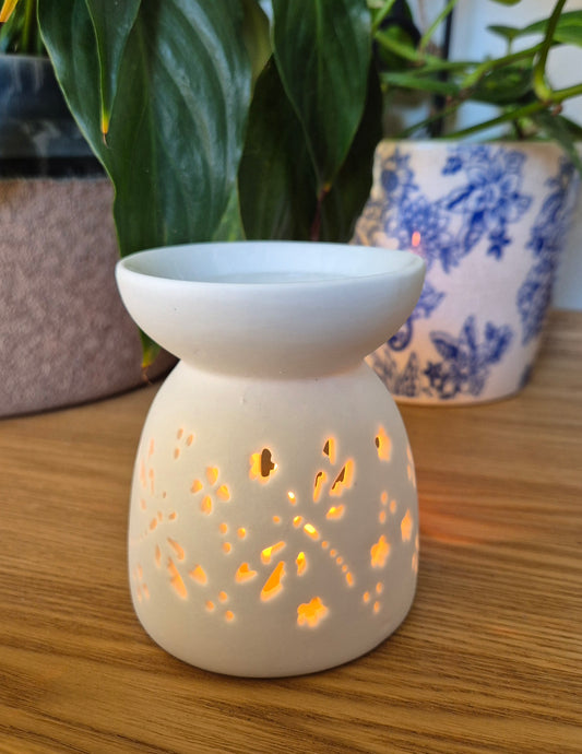 Ceramic Oil Burner for Essential Oils Wax Melts Aromatherapy 9.5cm White Calming Zen